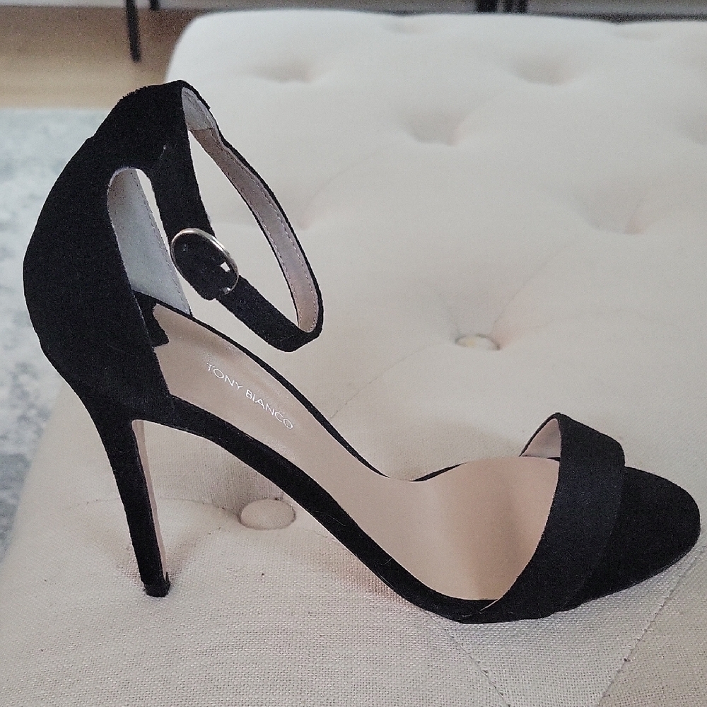Tony Bianco Karvan Black Velvet Stiletto Heels Size 10
